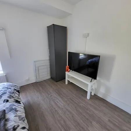 Private Room Near Central Ideal For City Explorers London Exterior photo