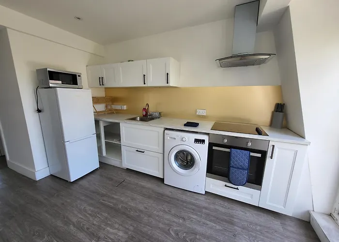 Private Room Near Central Ideal For City Explorers