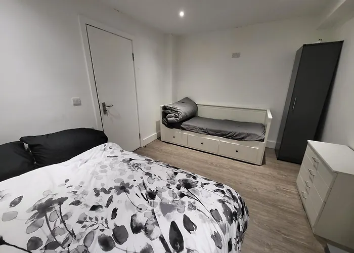 Private Room Near Central Ideal For City Explorers